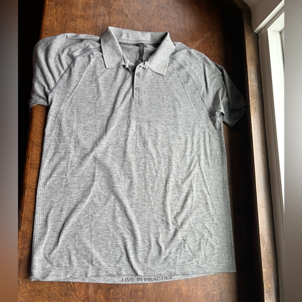 Lululemon men’s golf shirt, grey XL